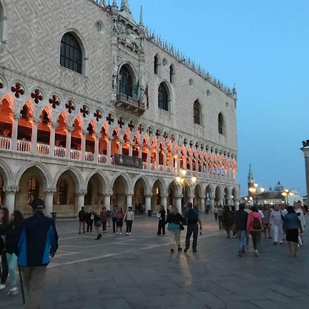 Ca' Frezzeria Apartamento Veneza Exterior foto